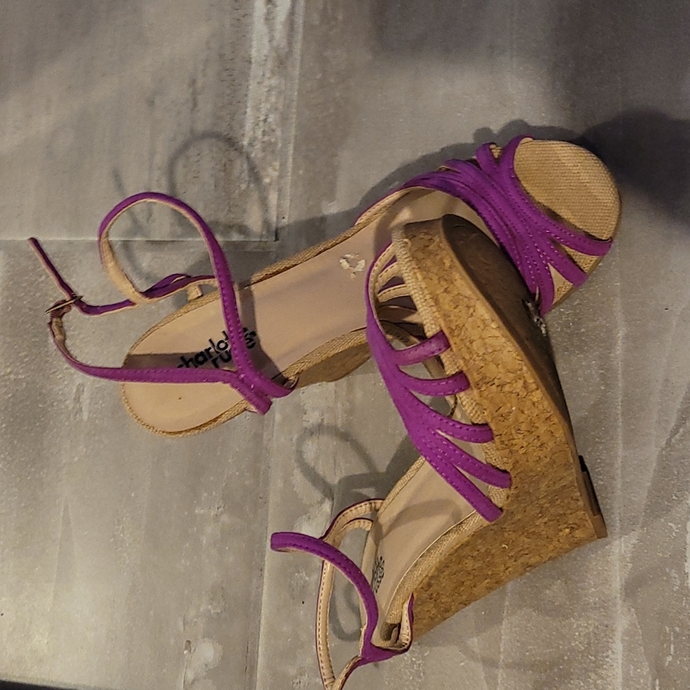 Shoes - Picture 2 of 3